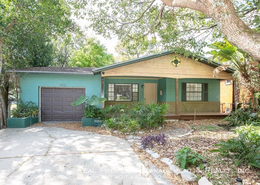 3 BR / 2 BA Home in the Hourglass District House Rental in Orlando