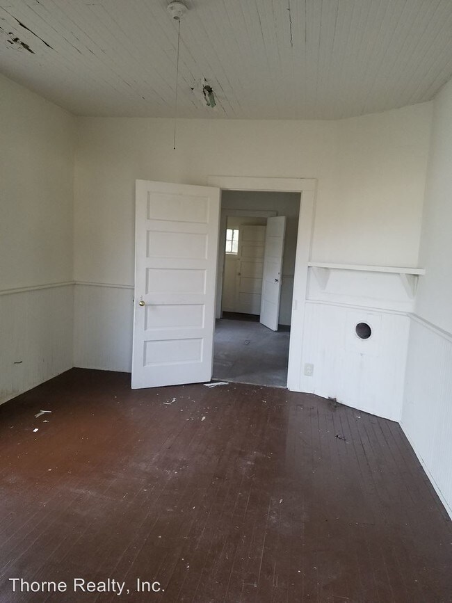 Foto del edificio - 319 E Holly St