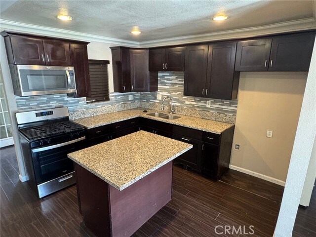 Foto del edificio - 926 Griffith Way