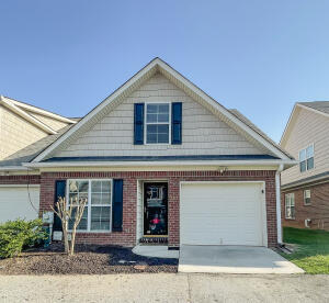 Foto principal - 104 Grove Landing Ct