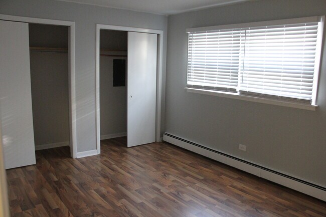 Building Photo - 4516 Park Ave