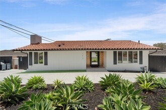 Building Photo - 1613 Espinosa Cir