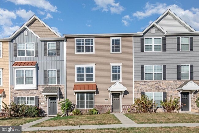 Building Photo - 4440 Wild Orchid Ln