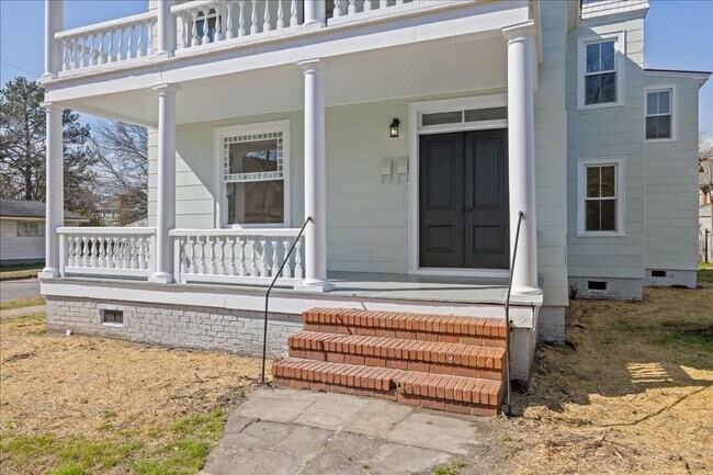 Building Photo - 258 Maryland Ave