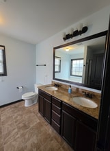 Building Photo - 2645 Old Field Rd