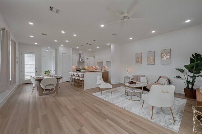 Foto del edificio - 778 Mansfield St