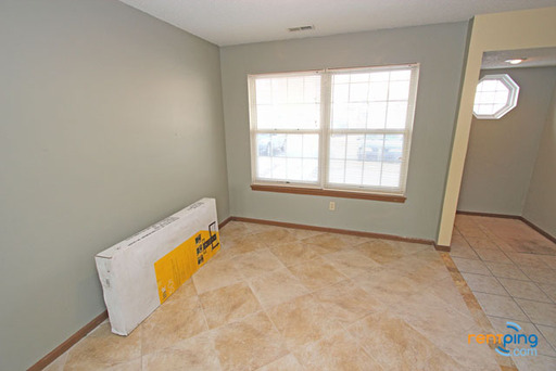 Building Photo - 4501 Wimbledon Dr