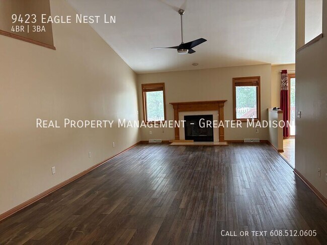 Foto del edificio - 9423 Eagle Nest Ln