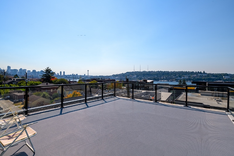 Photo - 2403 Boylston Ave E (Seattle, WA)