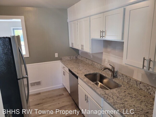 Building Photo - 3 br, 1 bath House - 8647 Sturgis Street
