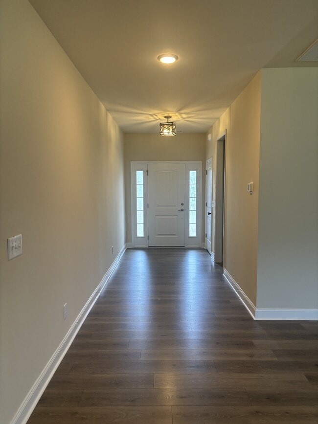 Building Photo - 118 Preserve Dr