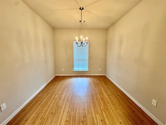 Foto del edificio - 3302 Allington Ct