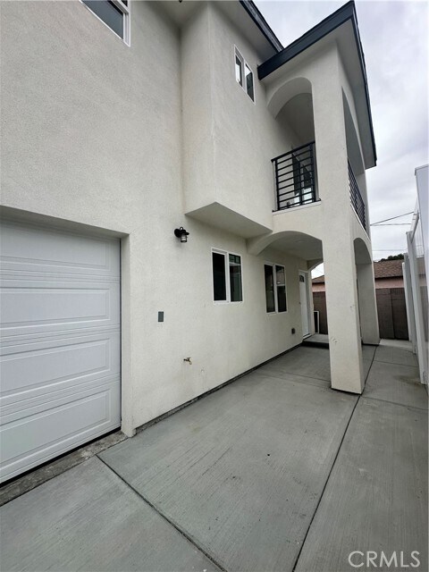 Foto del edificio - 1318 W 131st St
