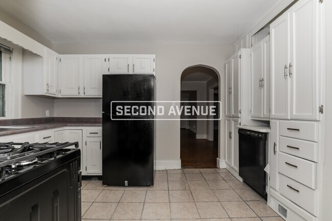 Foto del edificio - 2536 E 17th ST