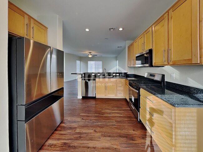 Foto del edificio - 9347 Brigham Avenue