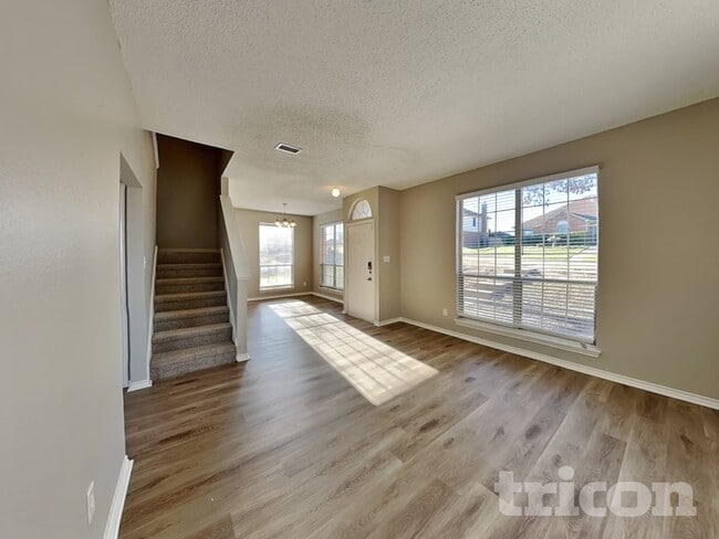 Building Photo - 2674 Steppington St