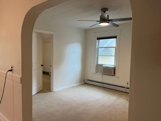 Building Photo - 867 Juno Ave