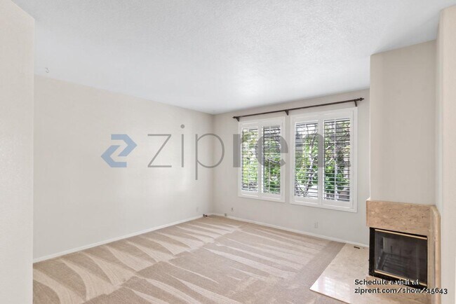 Foto del edificio - 425 Navaro Way