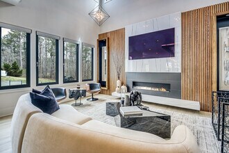 Building Photo - 4030 W Stubbs Rd