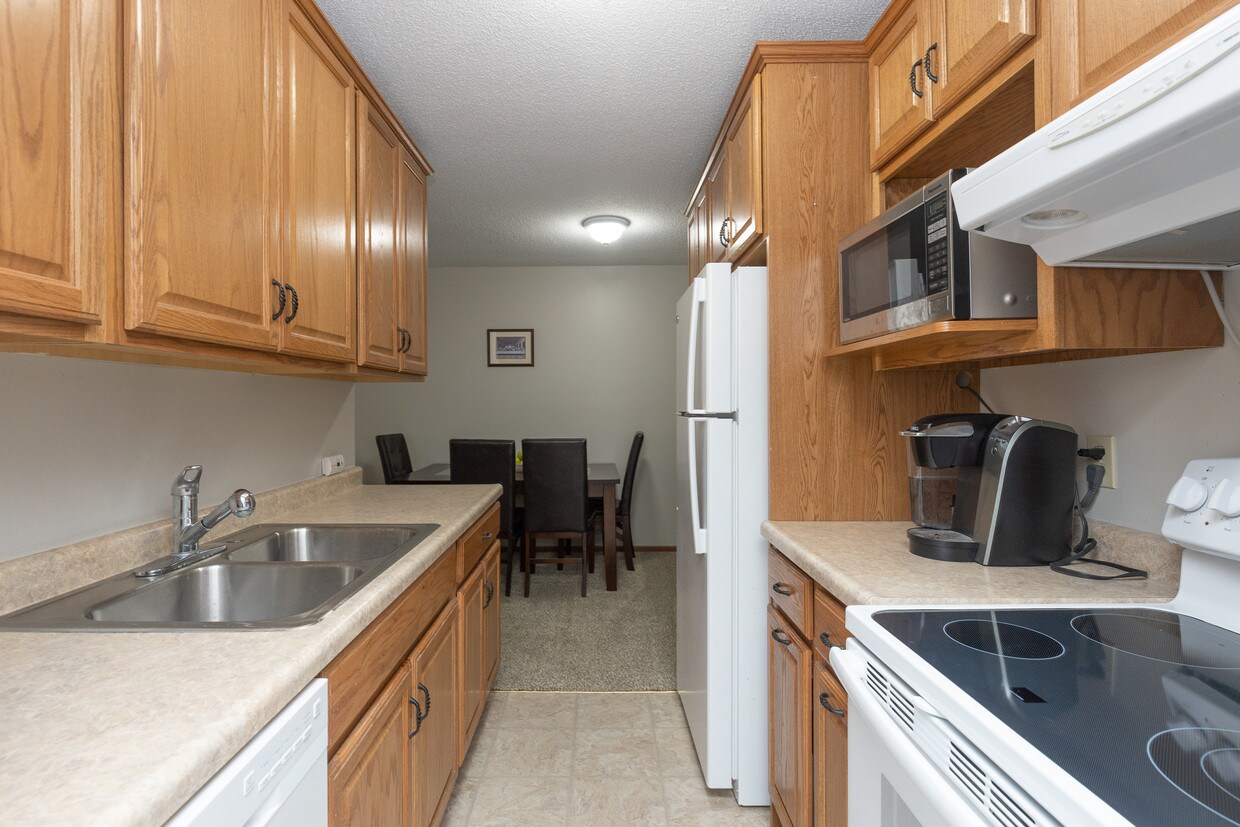 12856 Nicollet Ave, Burnsville, MN 55337 Condo for Rent in Burnsville