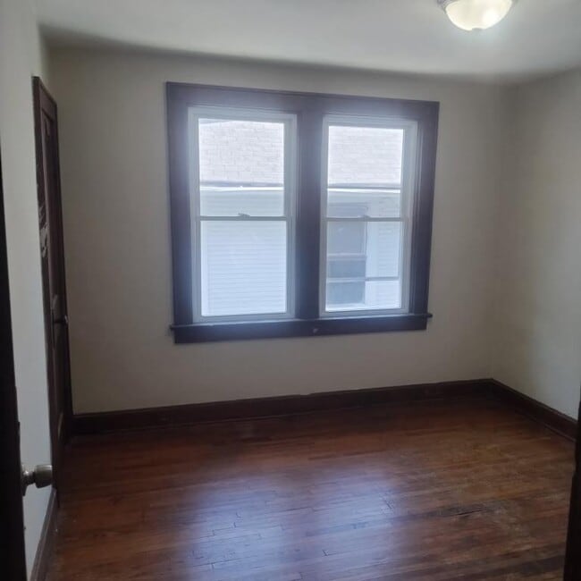 Foto del edificio - 743 S Terrace Ave