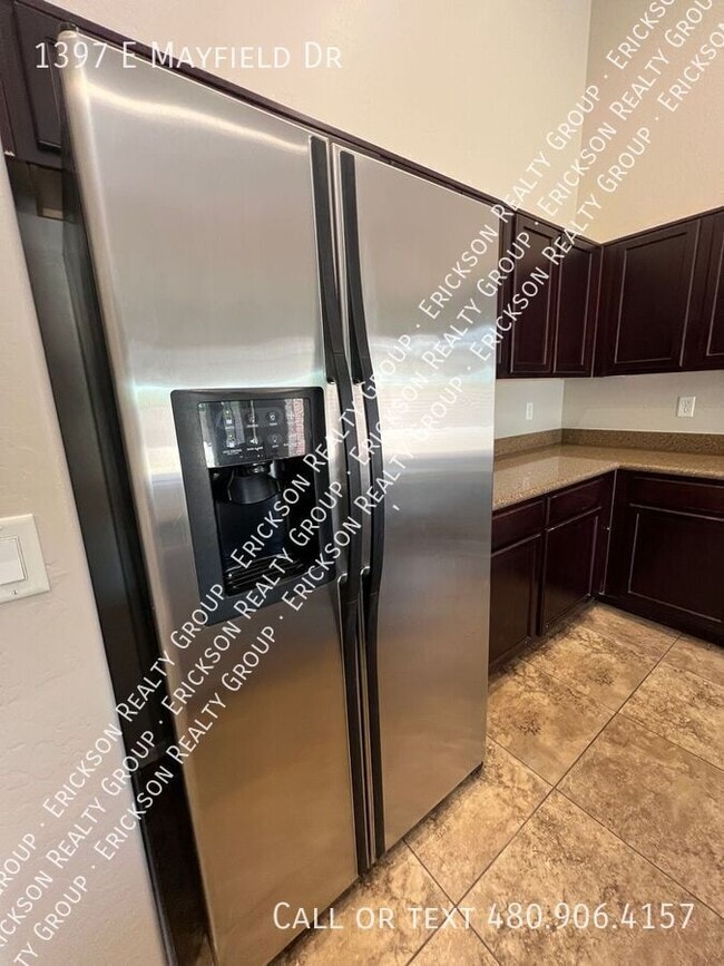 Building Photo - 1397 E Mayfield Dr
