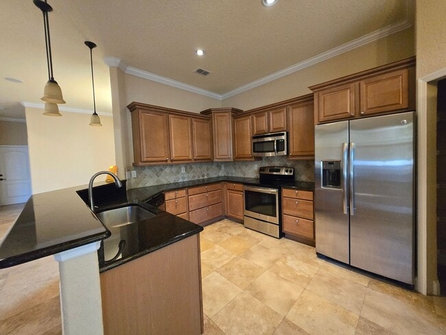 Building Photo - 5/3.5 Willow Oak Plantation