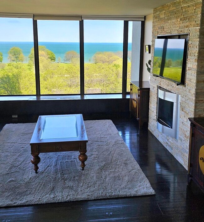 Foto del edificio - 5455 N Sheridan Rd