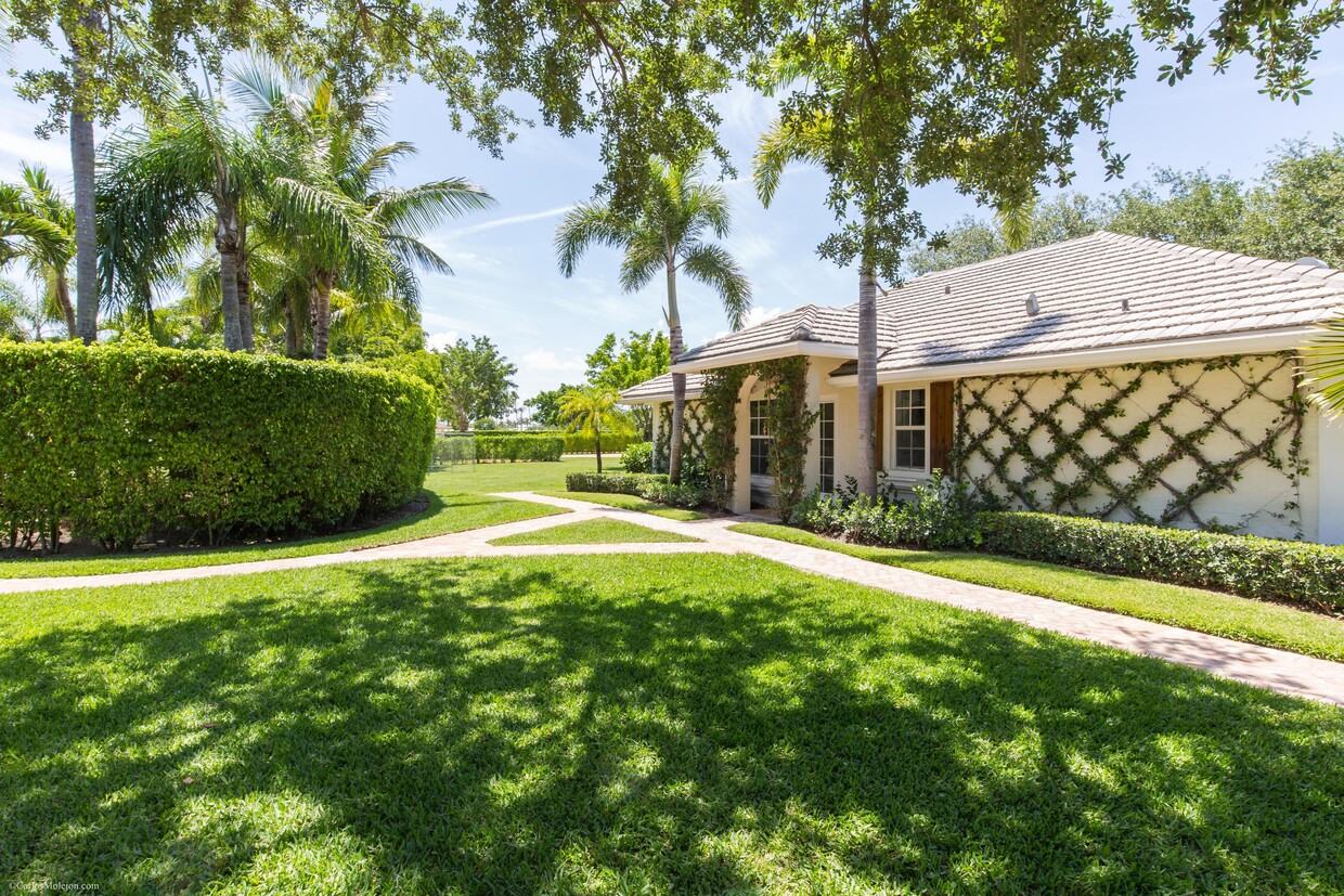 Primary Photo - 14533 Equestrian Way