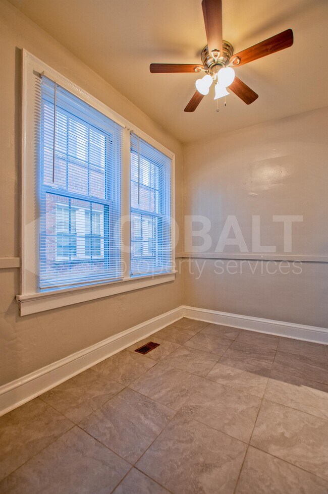 Foto del edificio - 993 North Highland Avenue Northeast
