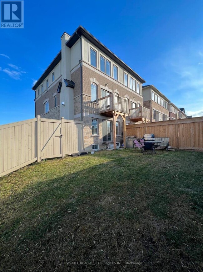 Building Photo - 3836 Tufgar Cres