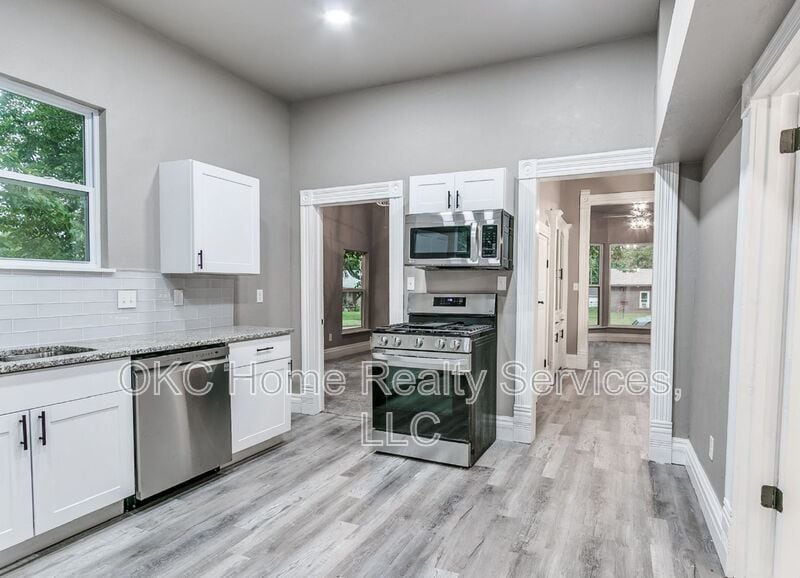 Foto principal - 501 E Springer Ave