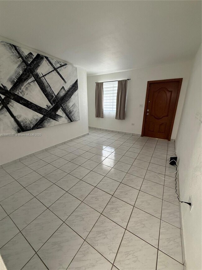 Foto del edificio - 2445 SW 90th Ave