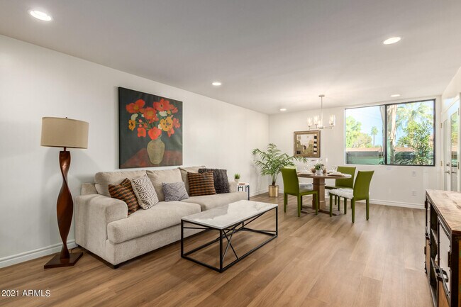 Building Photo - 4120 N 78th St