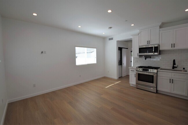 Foto del edificio - 5915 Fair Ave