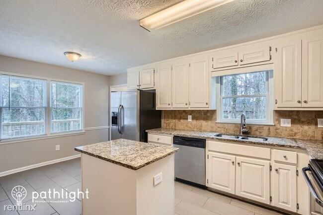 Building Photo - 4 br, 2 bath House - 1675 Longwood Dr SW UNIT