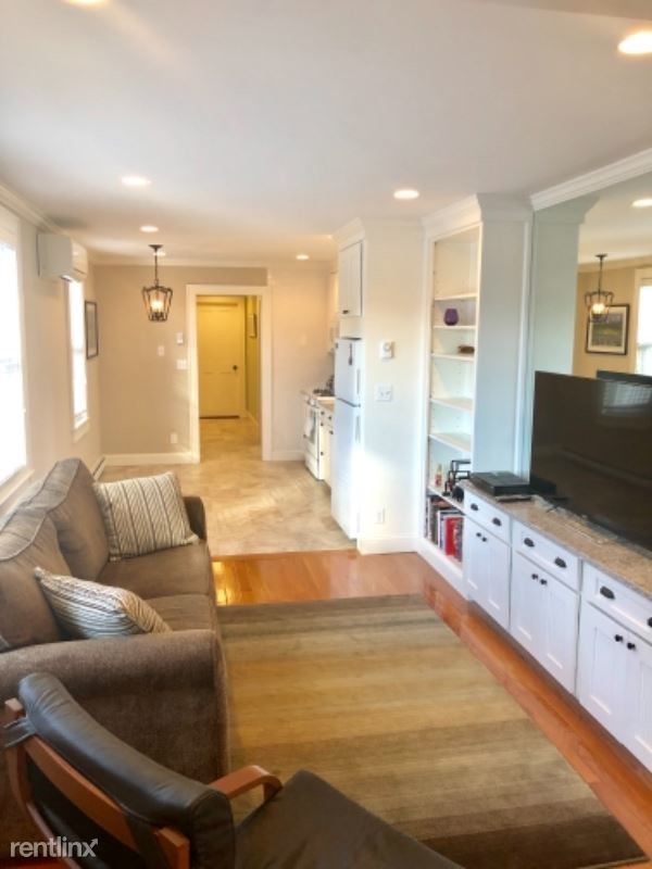 Building Photo - 1 br, 1 bath Apartment - 129 S Kensico Ave