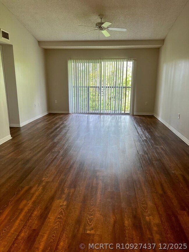 Foto del edificio - 4171 N Haverhill Rd