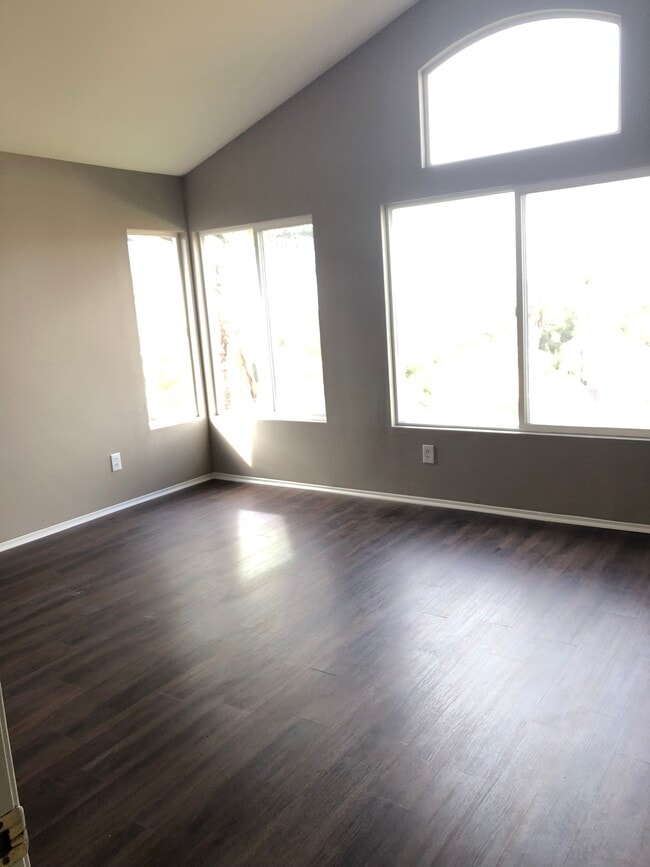 Building Photo - 820 Wild Lilac Cir