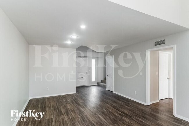 Foto del edificio - 19229 N 6th St