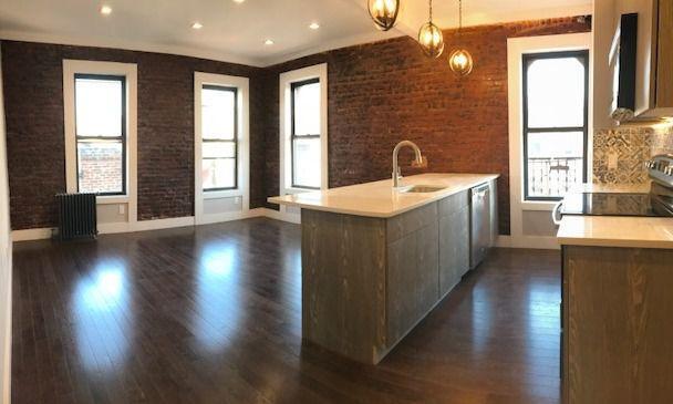 Foto principal - 1382 Nostrand Ave