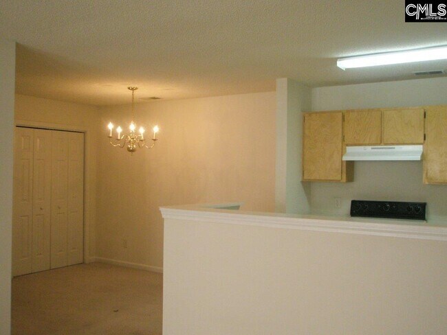 Foto del edificio - 216 Deerwood St