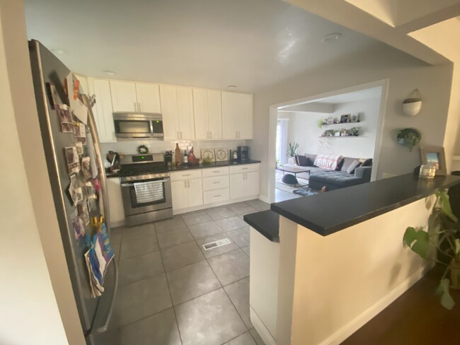 Foto del edificio - 615 Fremont Way