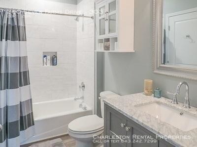 Building Photo - 2 bedroom in Daniel Island SC 29492
