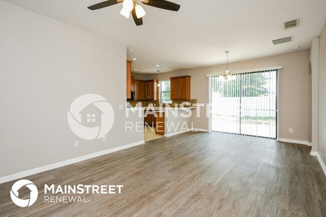 Foto del edificio - 4632 Doral Park Ave