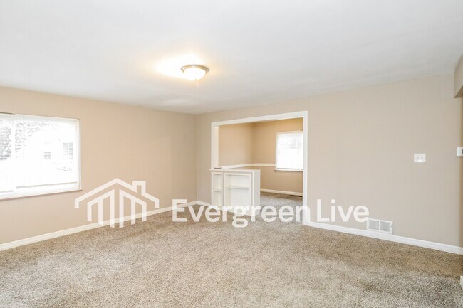 Foto del edificio - 3265 Tulsa Ct