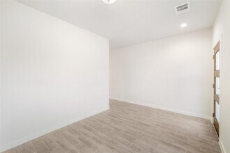 Building Photo - 770 Dewberry Rd