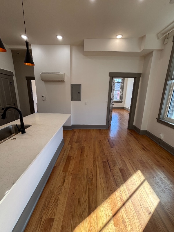 Photo - 1725 Elm St Apartment