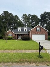 Building Photo - 472 Copper Creek Cir