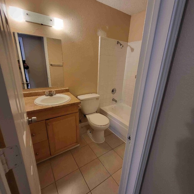 Foto del edificio - 3414 Colonial Pl